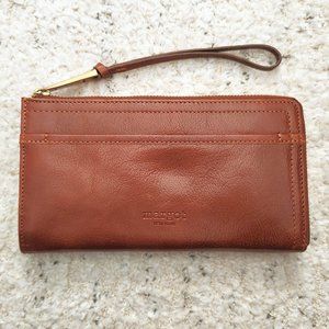 NWOT Margot Brown Leather Wristlet Zip Around Envelop Wallet Clutch